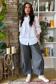 Bennie Quirky Barrel Pant Graphite